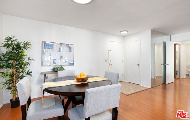 5000 S Centinela Avenue 214, Los Angeles, CA 90066