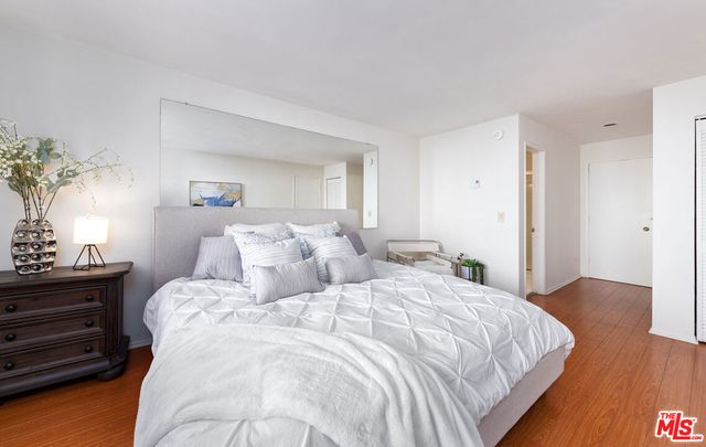 5000 S Centinela Avenue 214, Los Angeles, CA 90066