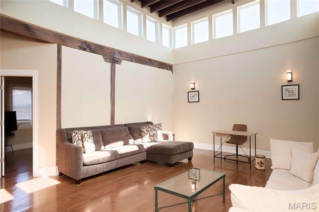 2315 Tennessee Avenue D, St Louis, MO 63104