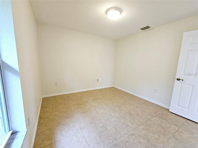 66 N MCCALL, Englewood, FL 34223