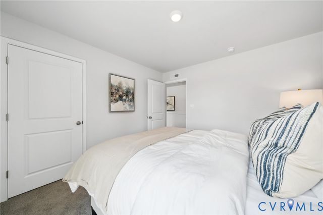 210 Happy Valley Rd, Keswick, VA 22947