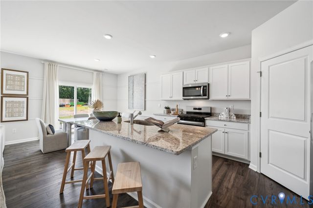 210 Happy Valley Rd, Keswick, VA 22947