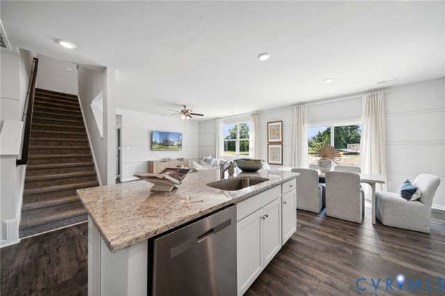 210 Happy Valley Rd, Keswick, VA 22947