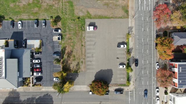 2032 Pine Street, Redding, CA 96001