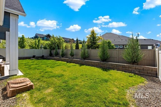 5929 S Pioneer Trail Way, Meridian, ID 83642