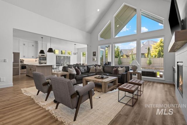 5929 S Pioneer Trail Way, Meridian, ID 83642