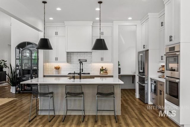 5929 S Pioneer Trail Way, Meridian, ID 83642