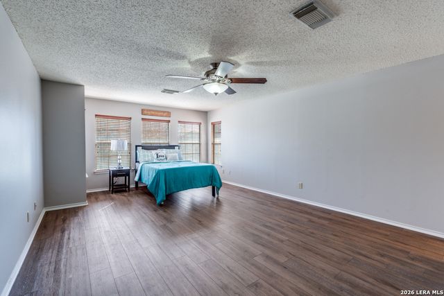 1656 Yucca Park, Schertz, TX 78154