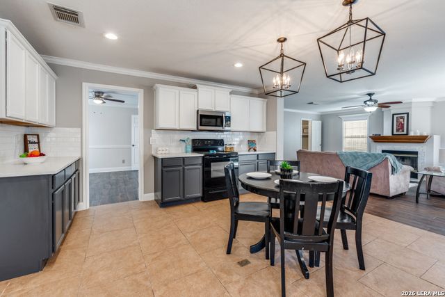 1656 Yucca Park, Schertz, TX 78154