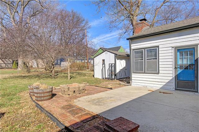 7120 Roe Avenue, Prairie Village, KS 66208