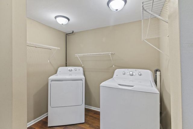 W260 Vista DRIVE, Oconomowoc, WI 53066