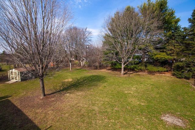 W260 Vista DRIVE, Oconomowoc, WI 53066