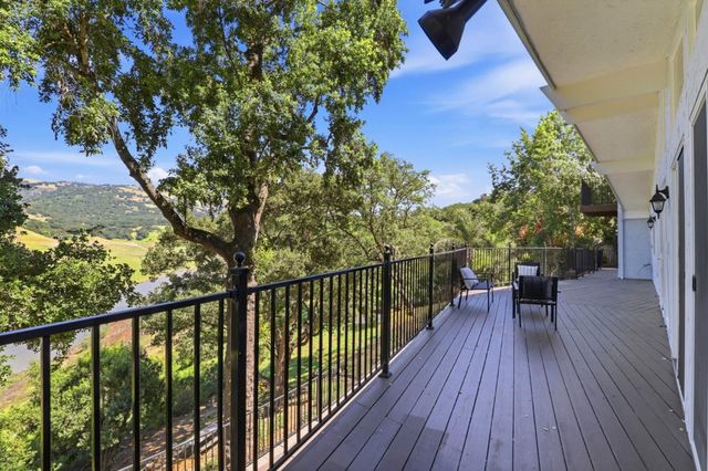 2981 Holiday Court, Morgan Hill, CA 95037