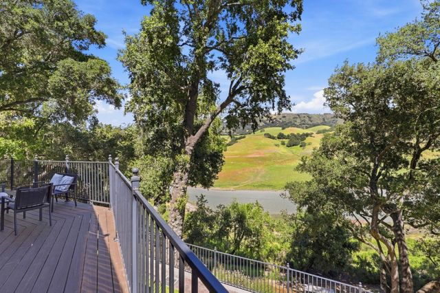 2981 Holiday Court, Morgan Hill, CA 95037