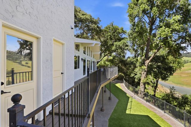 2981 Holiday Court, Morgan Hill, CA 95037