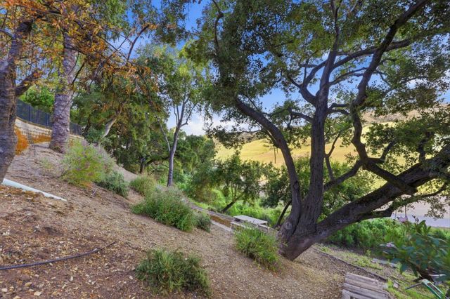 2981 Holiday Court, Morgan Hill, CA 95037