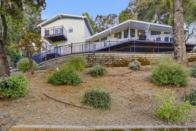 2981 Holiday Court, Morgan Hill, CA 95037