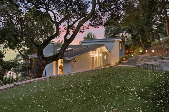 2981 Holiday Court, Morgan Hill, CA 95037