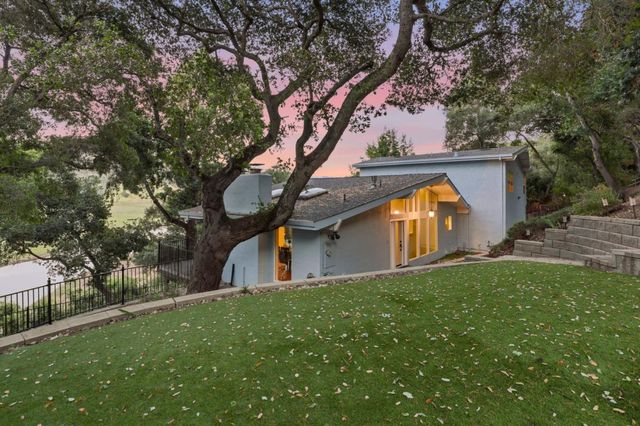 2981 Holiday Court, Morgan Hill, CA 95037