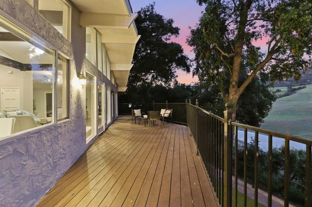 2981 Holiday Court, Morgan Hill, CA 95037