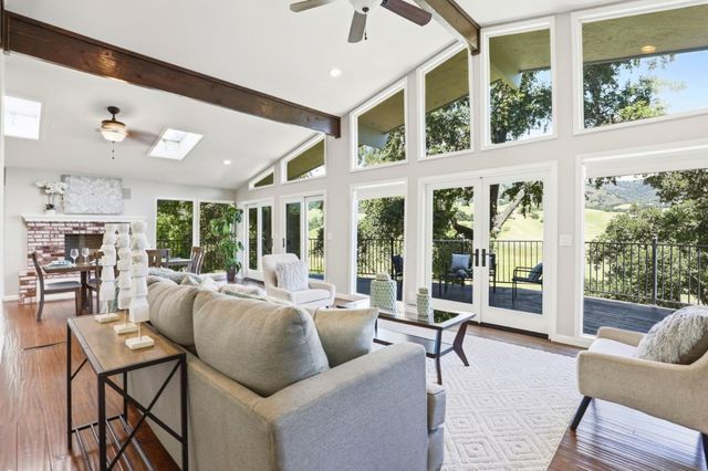 2981 Holiday Court, Morgan Hill, CA 95037