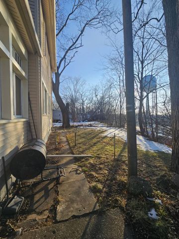 468 Colfax Avenue, Benton Harbor, MI 49022