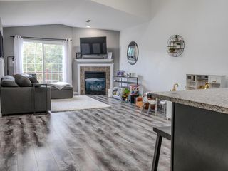 N17W26873 E Fieldhack DRIVE #G, Pewaukee, WI 53072