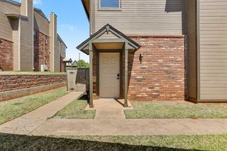 11409 Springhollow Road 506, Oklahoma City, OK 73120