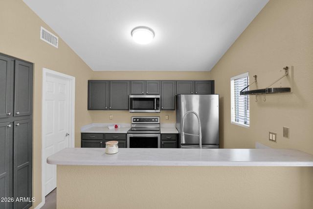 1701 E KERBY FARMS Road E, Chandler, AZ 85249