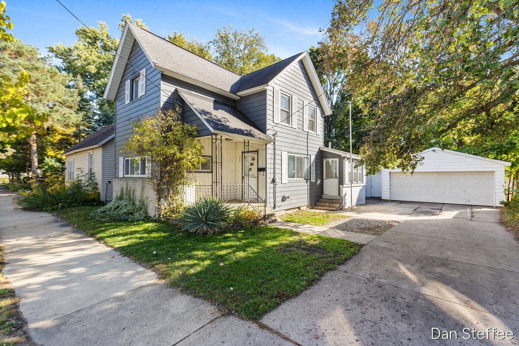442 Quimby Street, Grand Rapids, MI 49505