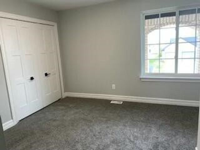 733 Britt Circle Drive 10, Dundee, MI 48131