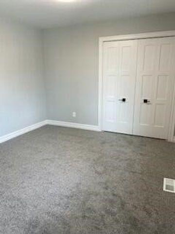 733 Britt Circle Drive 10, Dundee, MI 48131