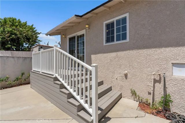 924 E Tujunga, Burbank, CA 91501