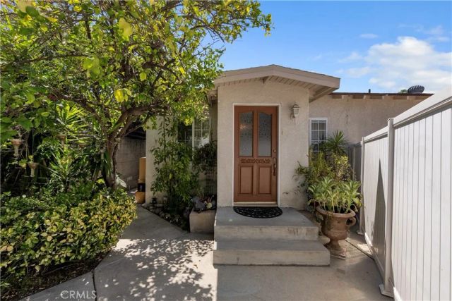 924 E Tujunga, Burbank, CA 91501