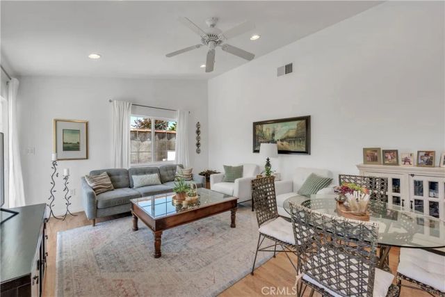 924 E Tujunga, Burbank, CA 91501
