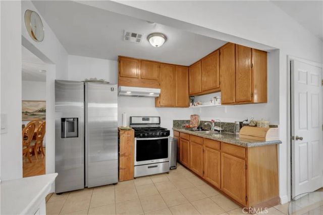 924 E Tujunga, Burbank, CA 91501