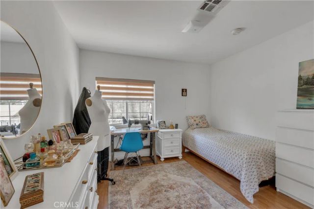 924 E Tujunga, Burbank, CA 91501
