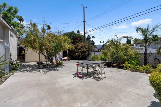 924 E Tujunga, Burbank, CA 91501