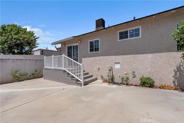 924 E Tujunga, Burbank, CA 91501