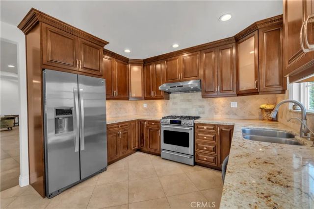 924 E Tujunga, Burbank, CA 91501