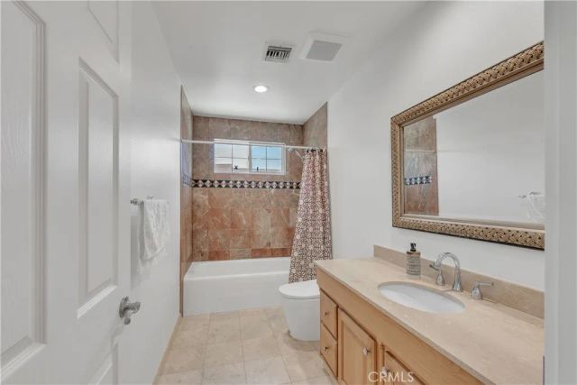 924 E Tujunga, Burbank, CA 91501