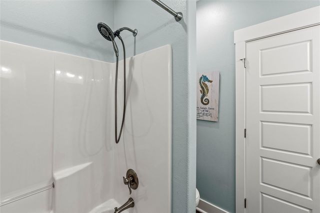 1317 Emerald Drive, Crystal Beach, TX 77650