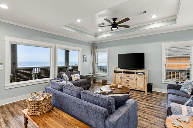 1317 Emerald Drive, Crystal Beach, TX 77650