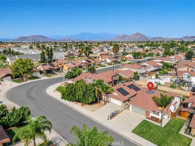 1929 Summertree Drive, Perris, CA 92571