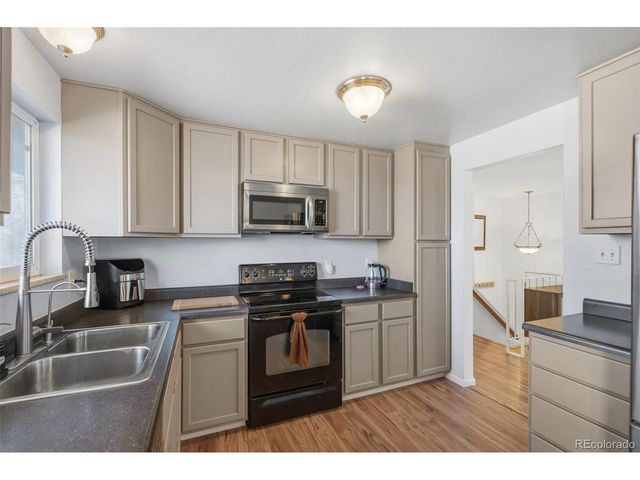 357 Saturn Pl, Lone Tree, CO 80124