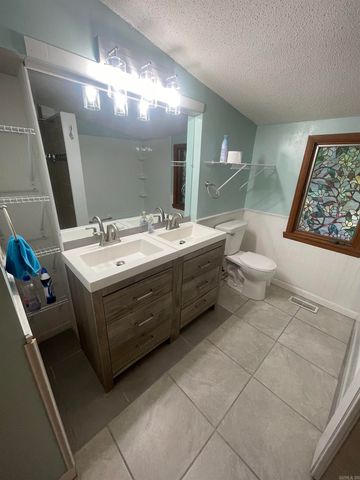 106 Oak Park Lane, Fairfield Bay, AR 72088