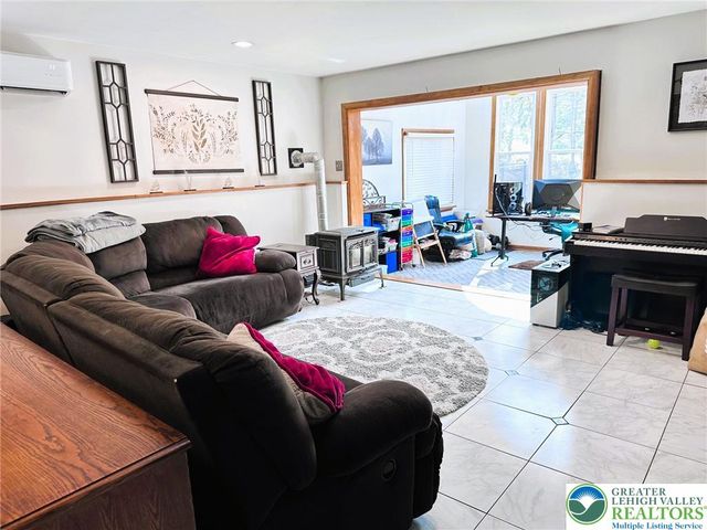 4836 Hilton Road, North Whitehall Twp, PA 18078