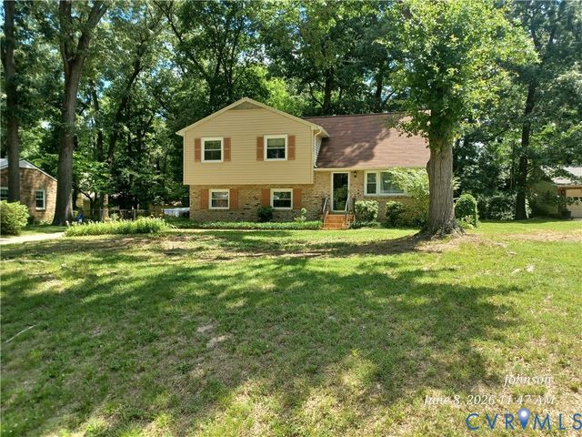 10001 Alfaree Rd, Chester, VA 23237