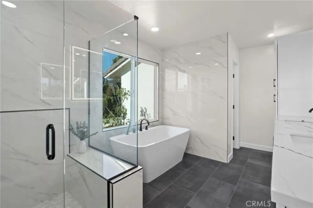 214 Lamar Drive, Claremont, CA 91711