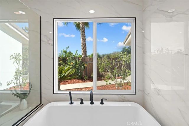 214 Lamar Drive, Claremont, CA 91711